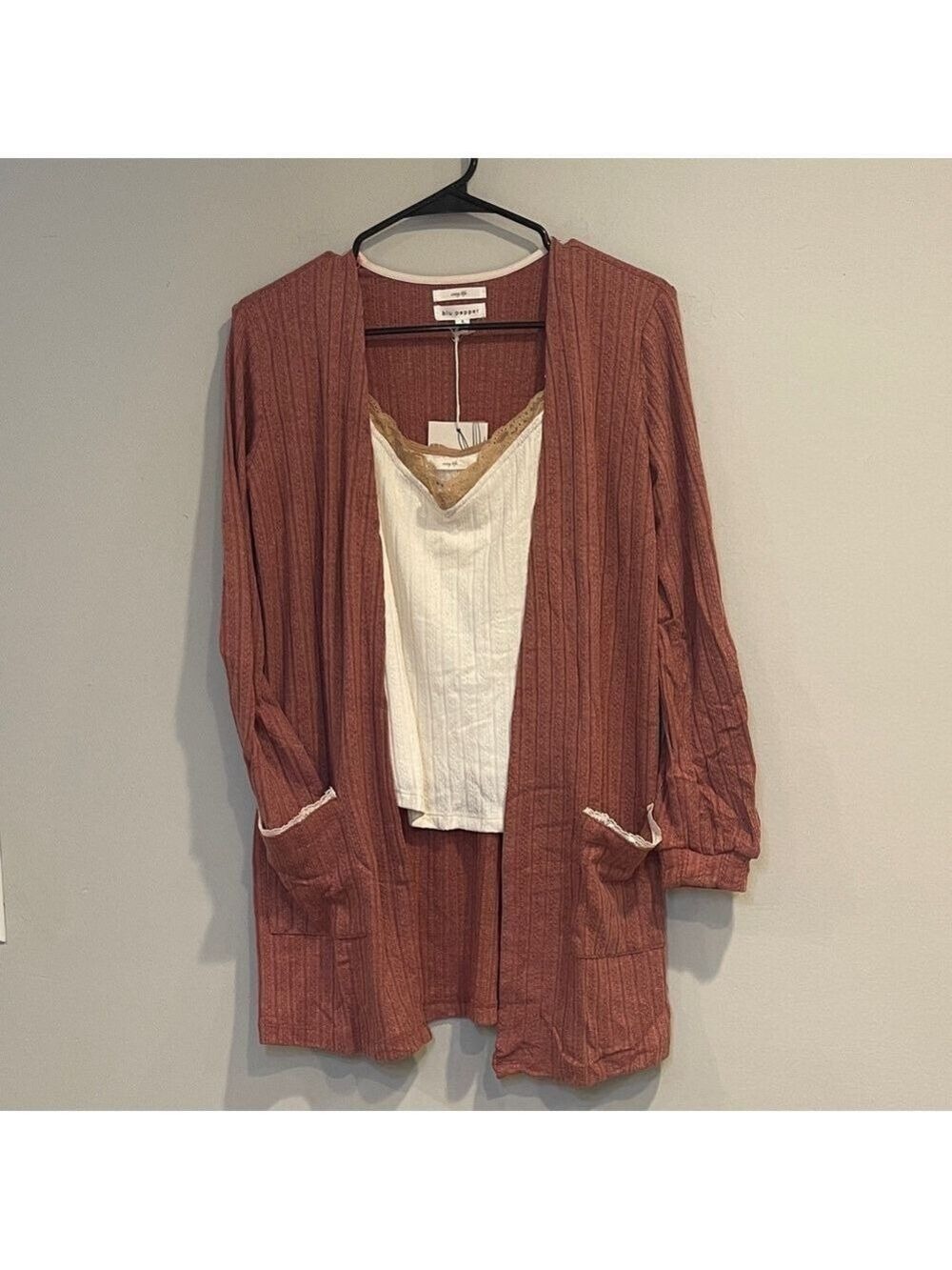 NWT Blu Pepper Mauve Cardigan with Cream Lace Tank Size Small